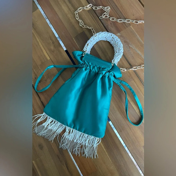 Uterque emerald satin bag with beads and plastic flower handles - Picture 5 of 11